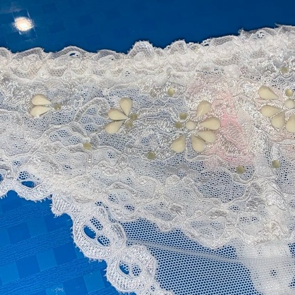 VS Thong Panty Small Bling Crystals Small Rare - Picture 6 of 8